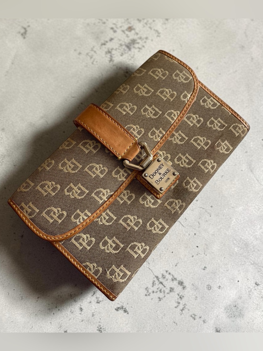 Vintage Dooney & Bourke Leather/Canvas Brown & Tan Women's Wallet